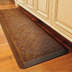 holiday gifts for seniors ideas: kitchen mat